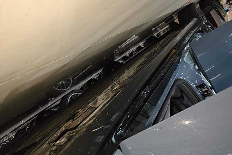 Used Leapmotor B01 2025 550 LiDAR Edition Right Side Sill