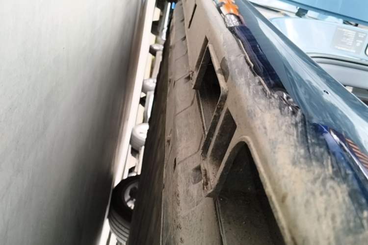 Used Leapmotor B01 2025 550 LiDAR Edition Right Side Sill