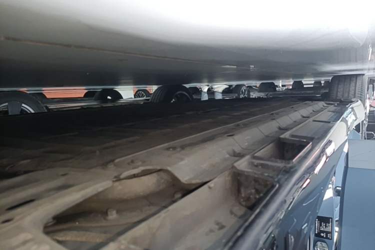 Used Leapmotor B01 2025 550 LiDAR Edition Right Side Sill