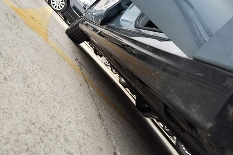 Used Leapmotor B01 2025 550 LiDAR Edition Right Side Sill