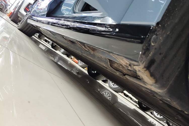 Used Leapmotor B01 2025 550 LiDAR Edition Right Side Sill