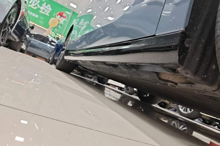 Used Leapmotor B01 2025 550 LiDAR Edition Right Side Sill