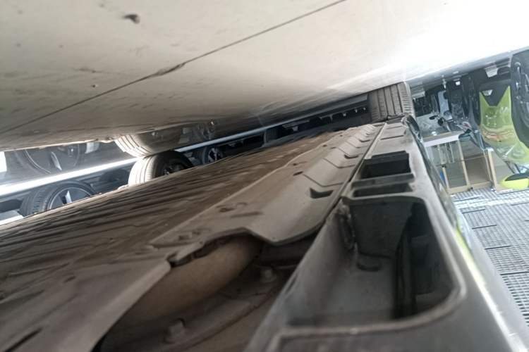 Used Leapmotor B01 2025 550 LiDAR Edition Right Side Sill