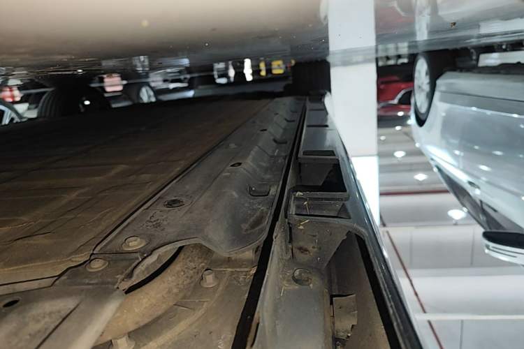 Used Leapmotor B01 2025 550 LiDAR Edition Right Side Sill