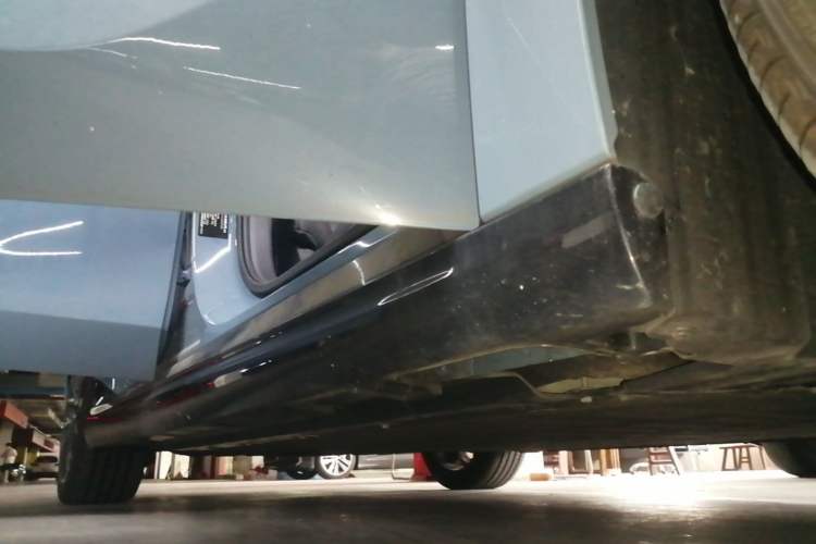 Used Leapmotor B01 2025 550 LiDAR Edition Right Side Sill