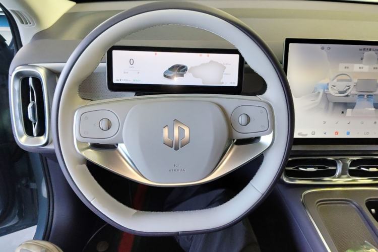 Used Leapmotor B01 2025 550 LiDAR Edition Steering Wheel