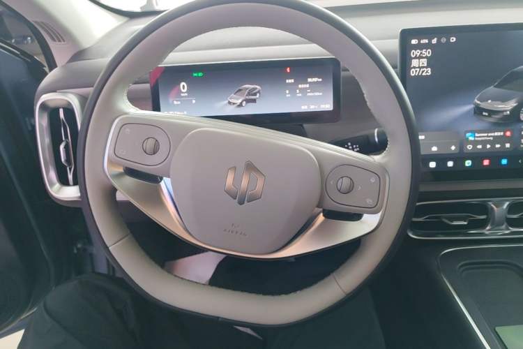Used Leapmotor B01 2025 550 LiDAR Edition Steering Wheel