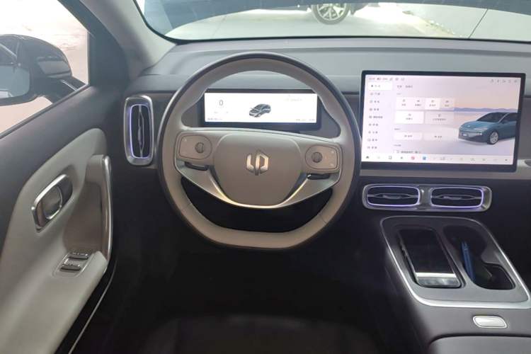 Used Leapmotor B01 2025 550 LiDAR Edition Steering Wheel