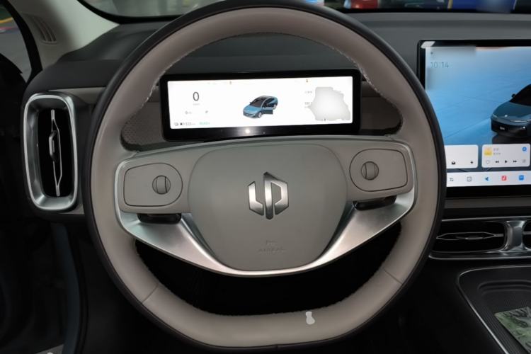 Used Leapmotor B01 2025 550 LiDAR Edition Steering Wheel