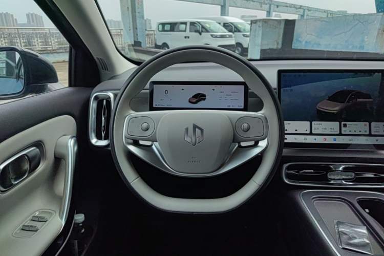Used Leapmotor B01 2025 550 LiDAR Edition Steering Wheel