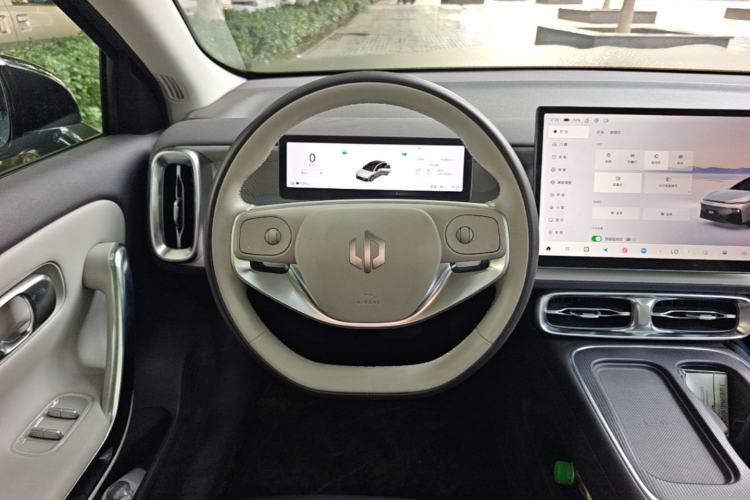 Used Leapmotor B01 2025 550 LiDAR Edition Steering Wheel