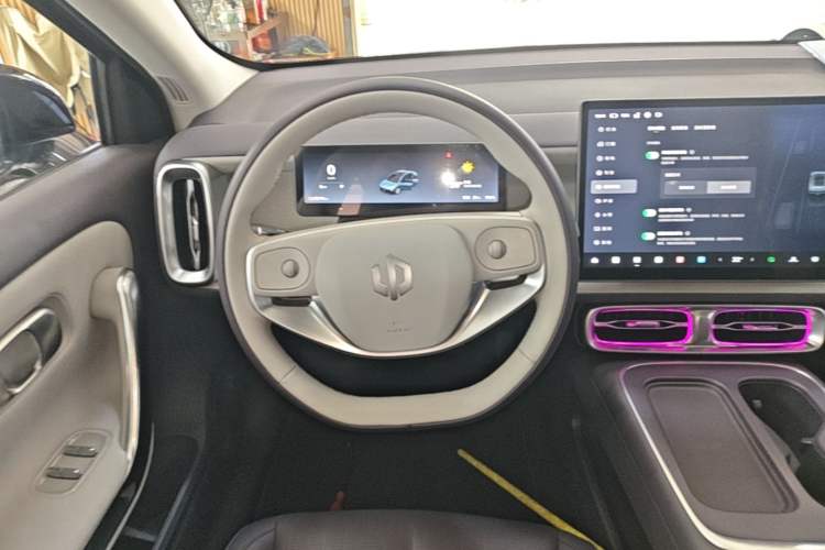 Used Leapmotor B01 2025 550 LiDAR Edition Steering Wheel