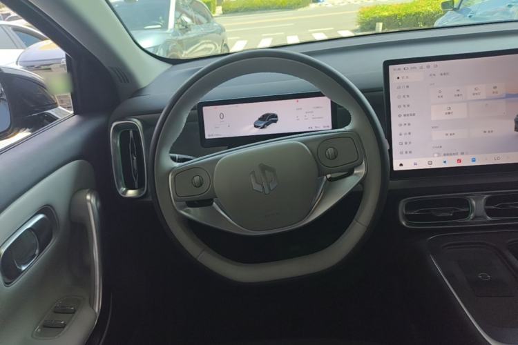 Used Leapmotor B01 2025 550 LiDAR Edition Steering Wheel