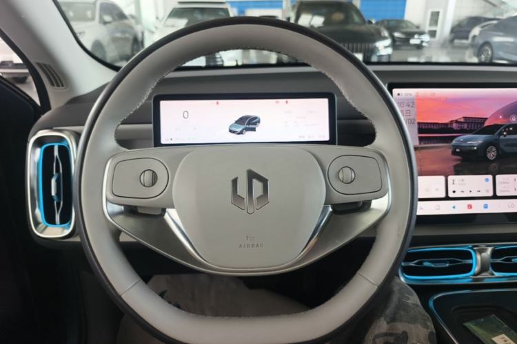 Used Leapmotor B01 2025 550 LiDAR Edition Steering Wheel