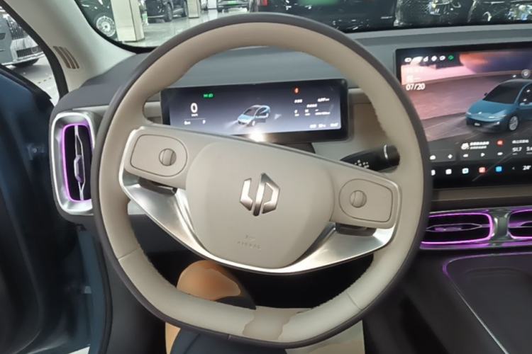 Used Leapmotor B01 2025 550 LiDAR Edition Steering Wheel