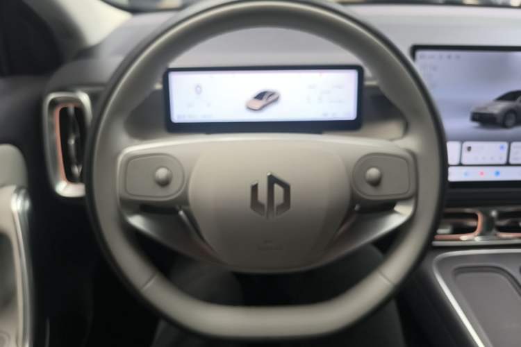 Used Leapmotor B01 2025 550 LiDAR Edition Steering Wheel