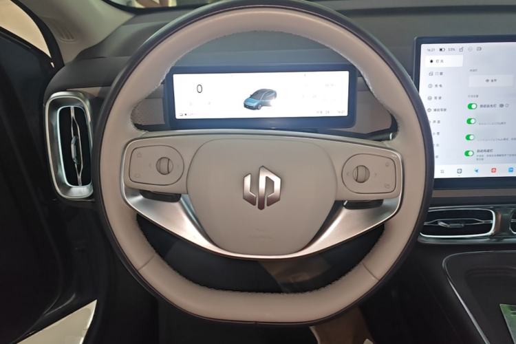 Used Leapmotor B01 2025 550 LiDAR Edition Steering Wheel