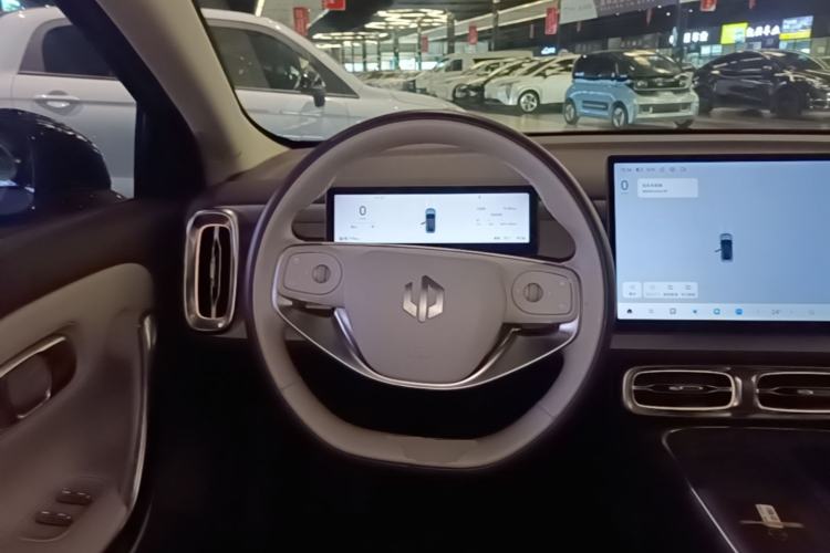 Used Leapmotor B01 2025 550 LiDAR Edition Steering Wheel