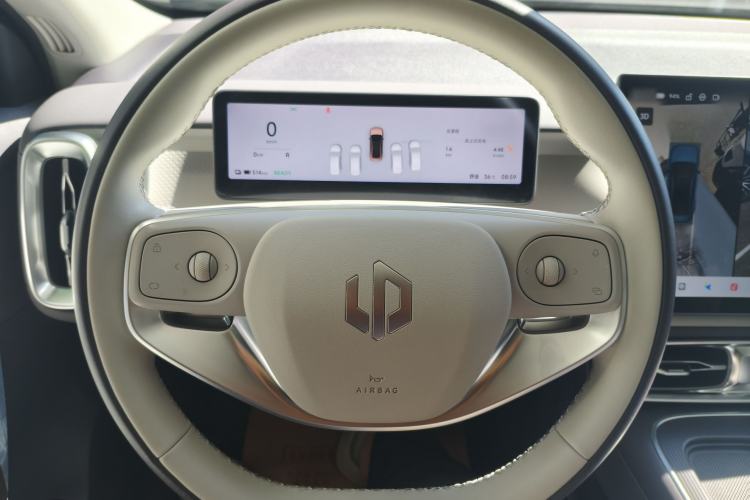 Used Leapmotor B01 2025 550 LiDAR Edition Steering Wheel