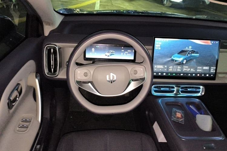 Used Leapmotor B01 2025 550 LiDAR Edition Steering Wheel