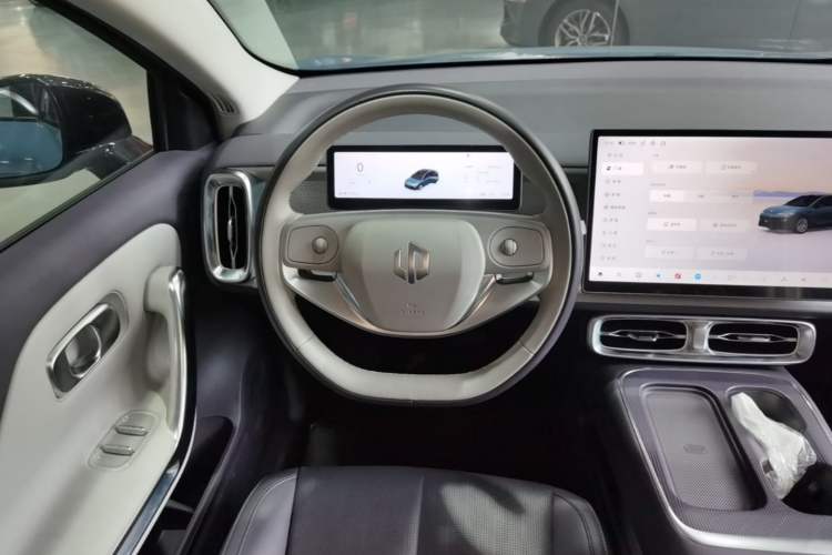 Used Leapmotor B01 2025 550 LiDAR Edition Steering Wheel