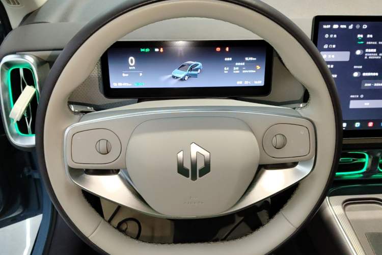 Used Leapmotor B01 2025 550 LiDAR Edition Steering Wheel
