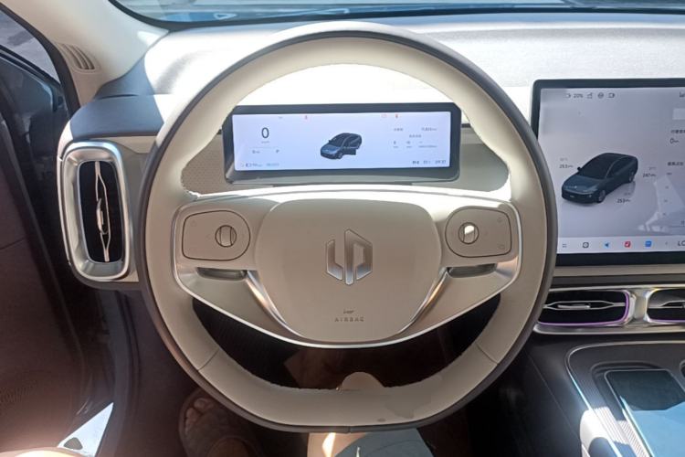 Used Leapmotor B01 2025 550 LiDAR Edition Steering Wheel