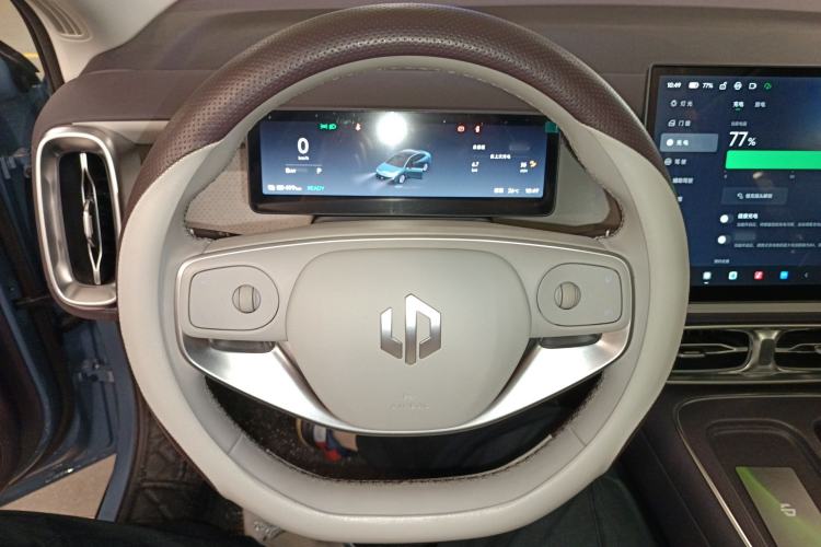Used Leapmotor B01 2025 650 LiDAR Edition Steering Wheel