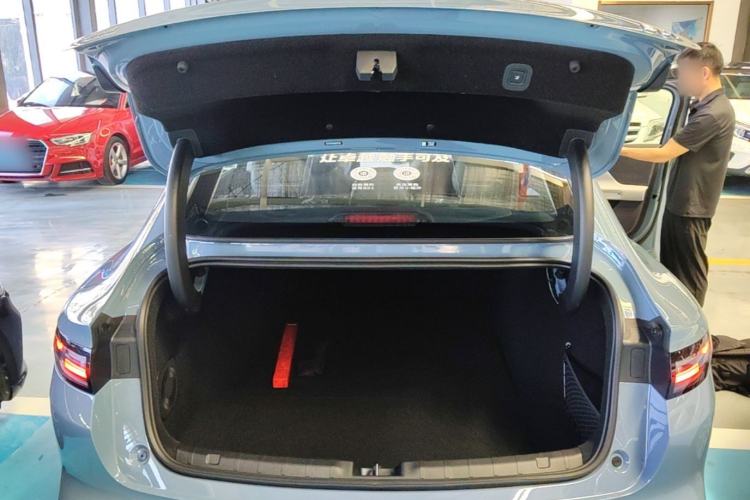 Used Leapmotor B01 2025 550 LiDAR Edition Trunk