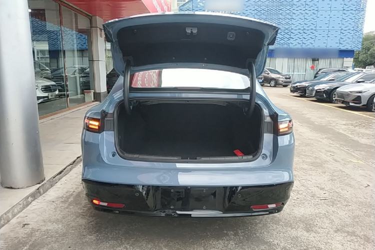 Used Leapmotor B01 2025 550 LiDAR Edition Trunk