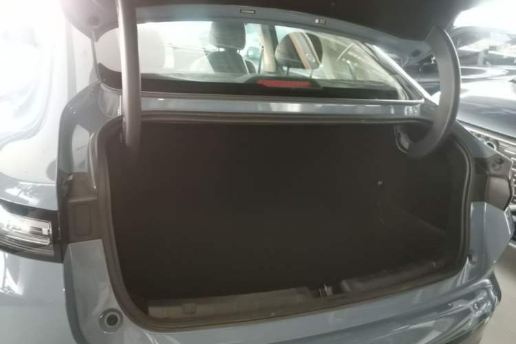 Used Leapmotor B01 2025 550 LiDAR Edition Trunk