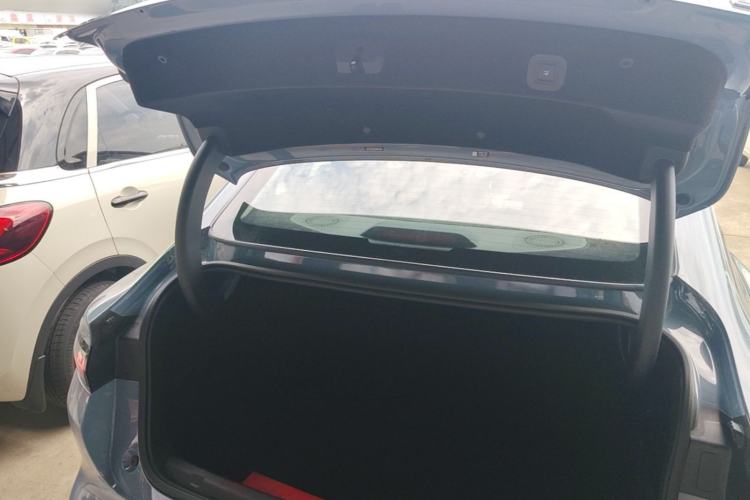 Used Leapmotor B01 2025 550 LiDAR Edition Trunk