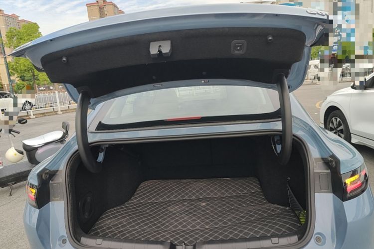 Used Leapmotor B01 2025 550 LiDAR Edition Trunk