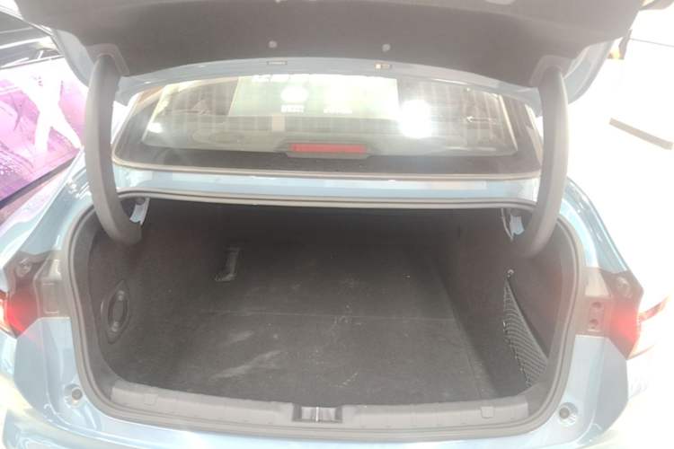 Used Leapmotor B01 2025 550 LiDAR Edition Trunk