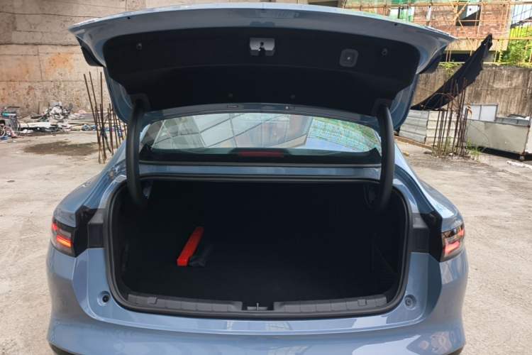 Used Leapmotor B01 2025 550 LiDAR Edition Trunk