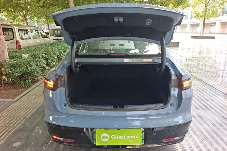 Used Leapmotor B01 2025 550 LiDAR Edition Trunk