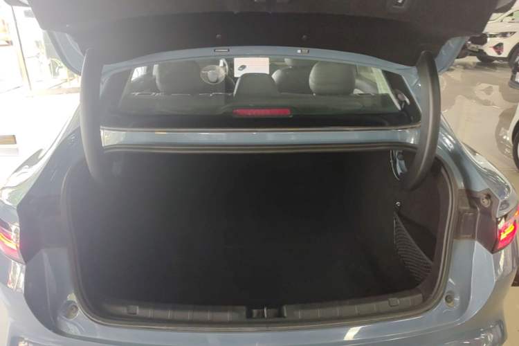 Used Leapmotor B01 2025 550 LiDAR Edition Trunk