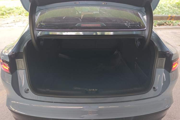Used Leapmotor B01 2025 550 LiDAR Edition Trunk