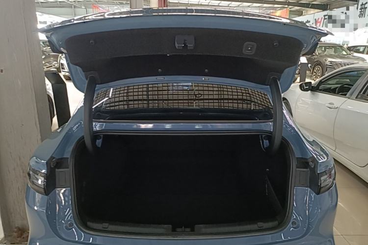 Used Leapmotor B01 2025 550 LiDAR Edition Trunk