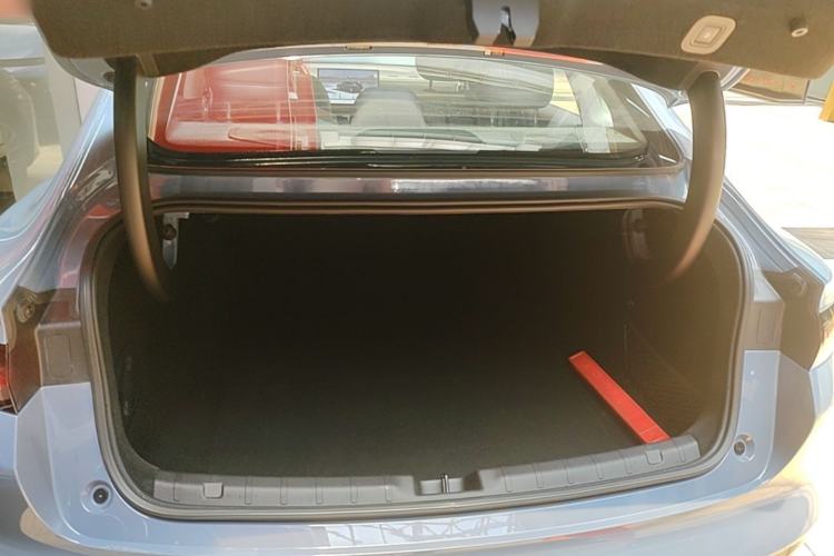 Used Leapmotor B01 2025 550 LiDAR Edition Trunk