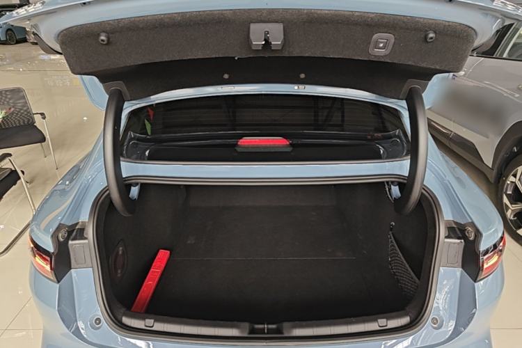 Used Leapmotor B01 2025 550 LiDAR Edition Trunk