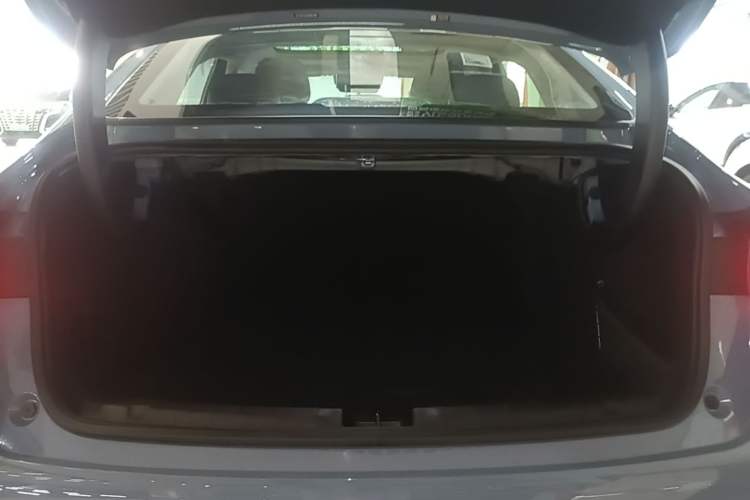 Used Leapmotor B01 2025 550 LiDAR Edition Trunk