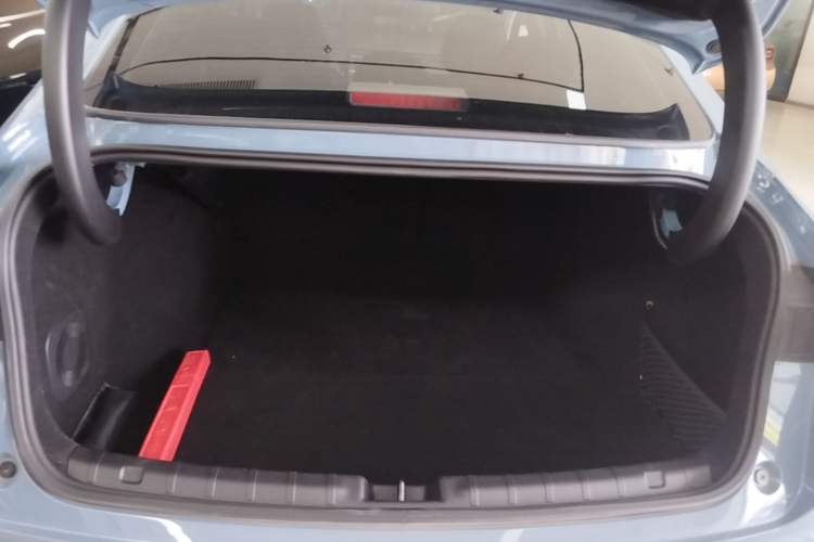 Used Leapmotor B01 2025 550 LiDAR Edition Trunk