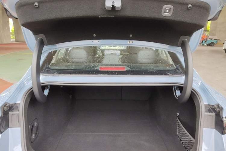Used Leapmotor B01 2025 550 LiDAR Edition Trunk