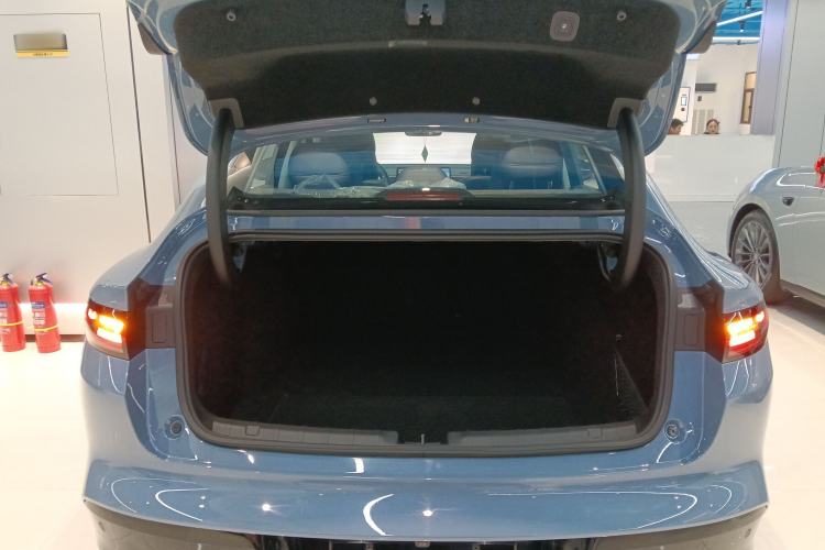 Used Leapmotor B01 2025 550 LiDAR Edition Trunk