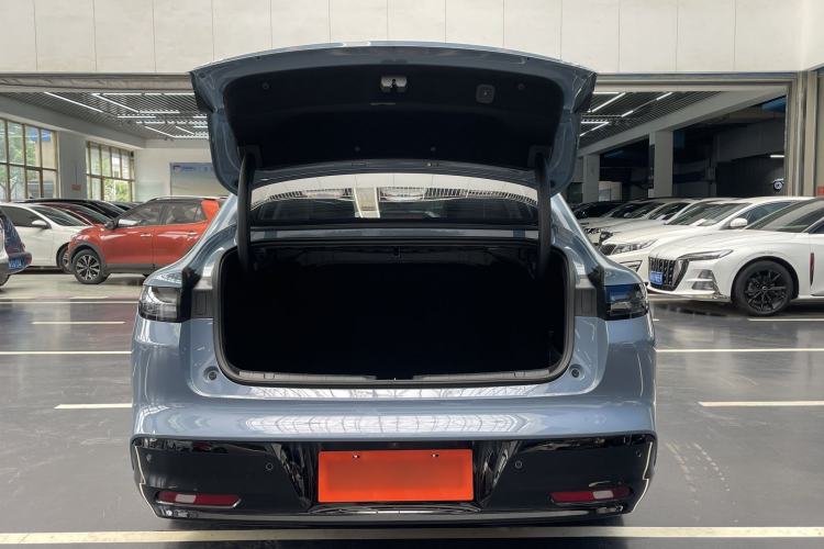 Used Leapmotor B01 2025 550 LiDAR Edition Trunk