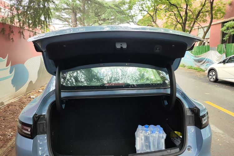 Used Leapmotor B01 2025 550 LiDAR Edition Trunk