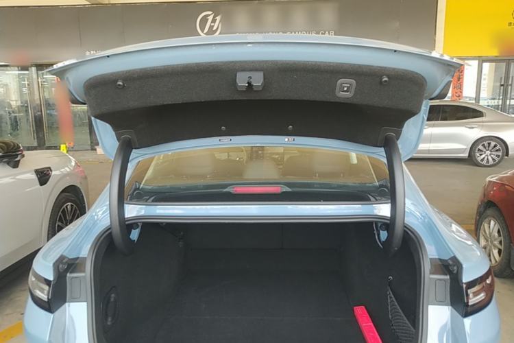 Used Leapmotor B01 2025 550 LiDAR Edition Trunk