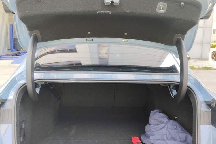 Used Leapmotor B01 2025 550 LiDAR Edition Trunk
