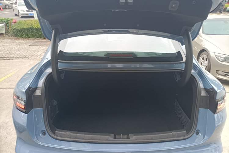Used Leapmotor B01 2025 550 LiDAR Edition Trunk